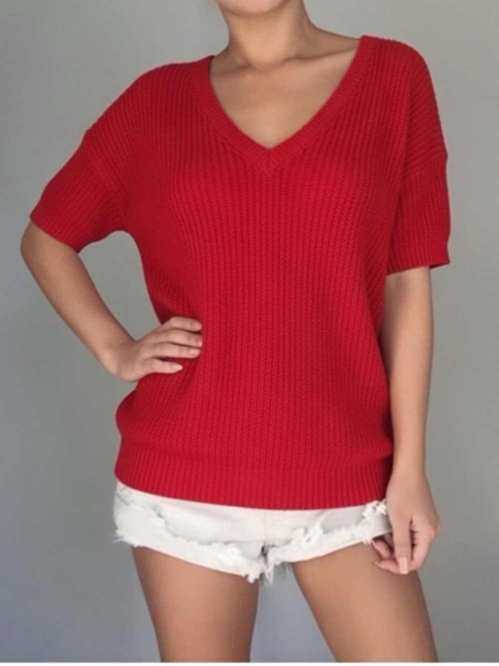 Red Ribbed V-Neck Short Sleeve Sweater